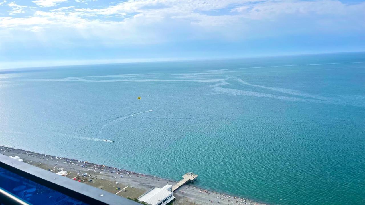 Apartments Black Sea Resort Batumi Bagian luar foto