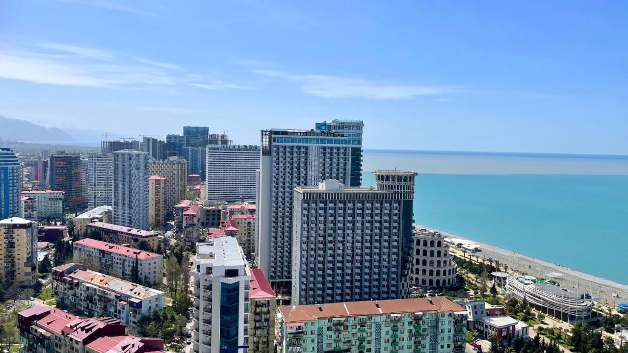 Apartments Black Sea Resort Batumi Bagian luar foto