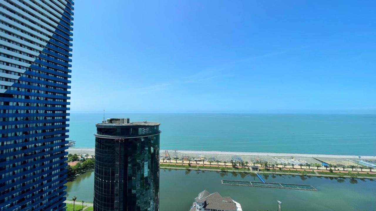 Apartments Black Sea Resort Batumi Bagian luar foto