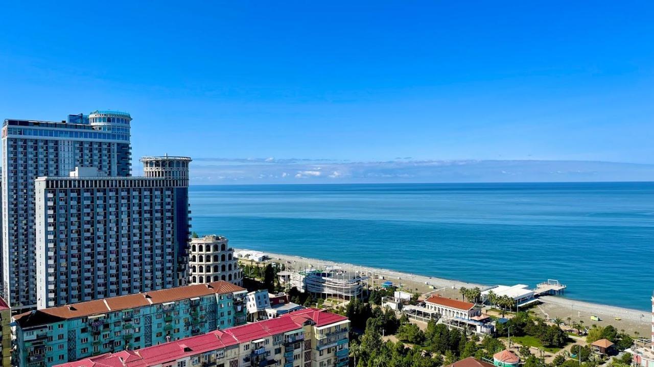 Apartments Black Sea Resort Batumi Bagian luar foto