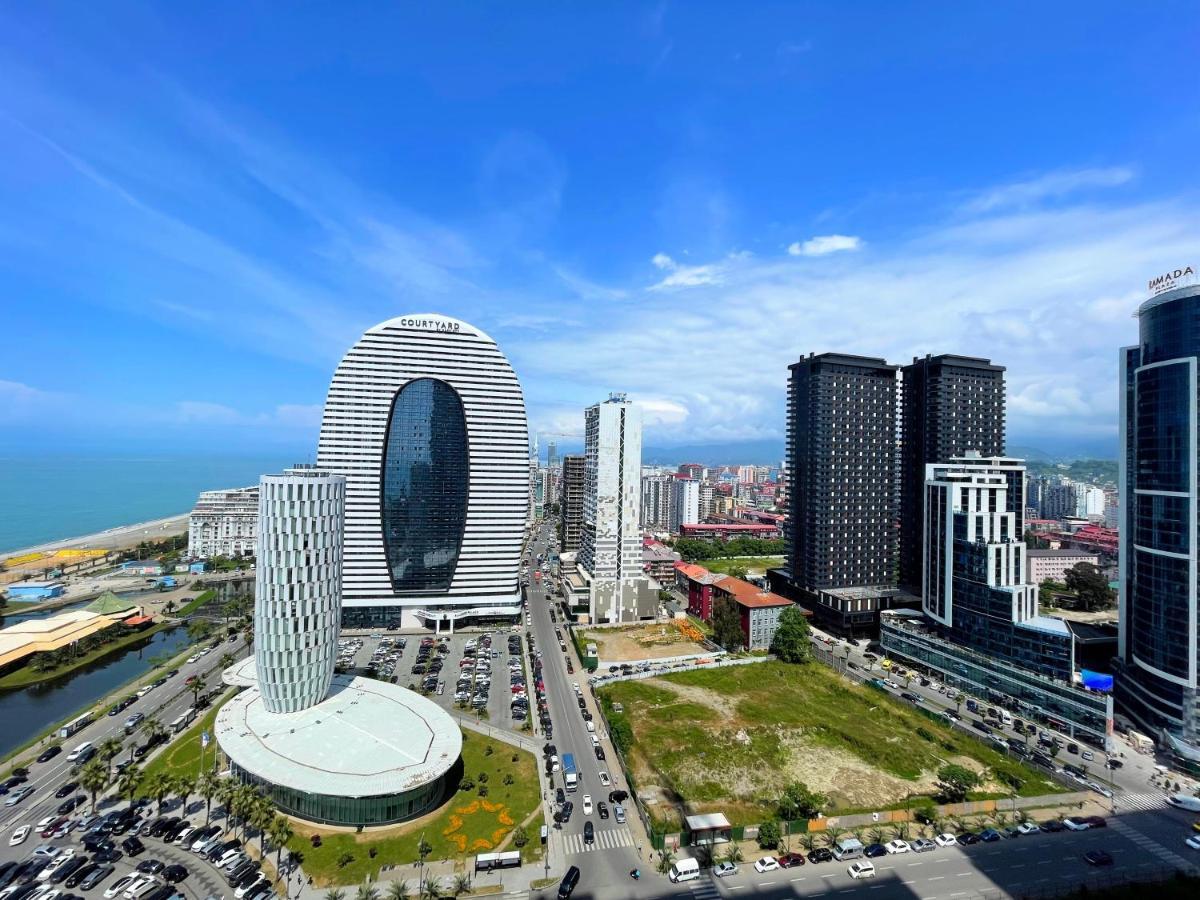Apartments Black Sea Resort Batumi Bagian luar foto